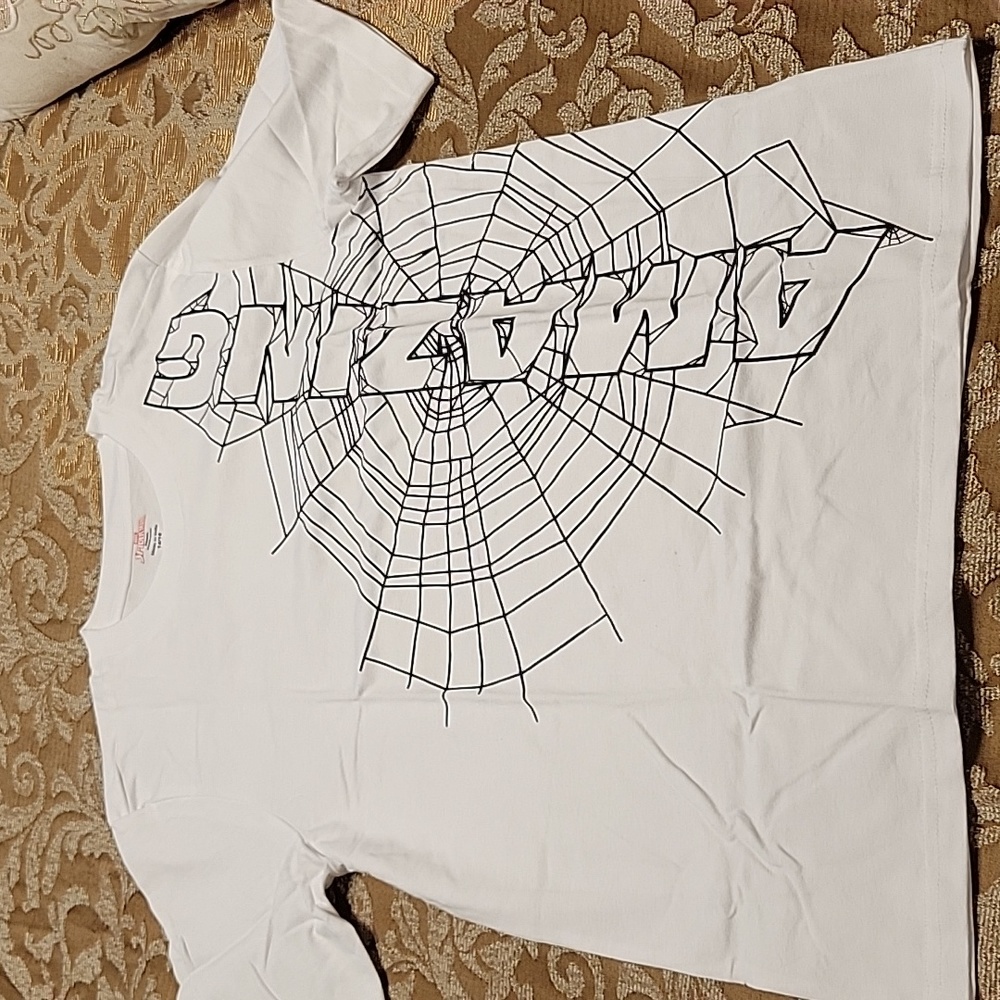 Marvel SpiderMan White Black graphic short slv tee shirt 100% cotton 14/16 NEW…